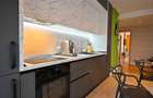 Apartament cu 3 camere decomandat în Tractorul - 40