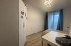 De vanzare, apartament cu 2 camere, - 9