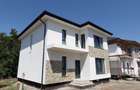 Casă individuală cu 5 camere cu Teren 320 Mp în Tunari - 3