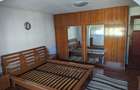 Apartament cu 3 camere decomandat în Dâmbovița - 10