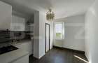 Apartament cu 3 camere decomandat în Tudor - 6