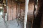 Jumatate de duplex pe parter cu 3 camere si 2 bai, Sag - 10