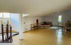 Casa S+P+1E+M,232 mp,zona Colentina - 10