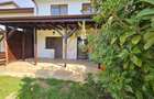 Casă cu 3 camere cu Teren 370 Mp în Berceni - 1