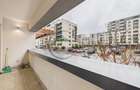 Apartament cu 3 camere decomandat în Tractorul - 9