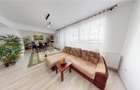 Apartament cu 4 camere decomandat în Tractorul - 26