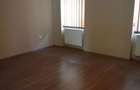 Casa cu etaj,cu garaj, D+P+E+M,611 mp, teren 371 mp,Central - 12