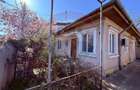 Casă de vanzare cu curte | 4 camere | Zona Gorjului | Teren generos - 2