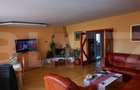 Casă cu 5 camere cu Teren 1000 Mp în Central - 4