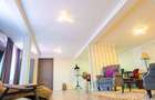Apartament cu 3 camere în Central - 2 Apartament cu 3 camere în Central - 2