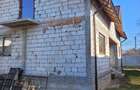 Casa la rosu + Teren 1279mp + Spatiu comercial in statiunea Pucioasa - 2