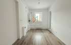 Apartament cu 3 camere decomandat în Tractorul - 1