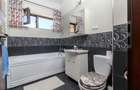 Apartament cu 3 camere semidecomandat în Iris - 12