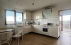 Casa cu 5 camere, 217 mp utili, 1396 mp teren, Cartierul Pri - 2