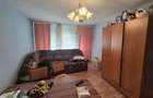 Vand apartament 3 camere Micro 4 - 7