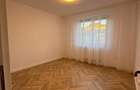 Vand apartament , 3 camere , tip BT,decomandat ,etajul 4 8 - 5