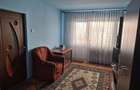 Apartament 2 camere cf 1 Dambu Pietros ,in spatele Postei, et 8 10, mobilat - 2