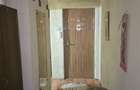 Apartament cu 3 camere decomandat în Zărnești - 2