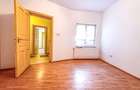 Direct proprietar inchiriez sau vand casa la curte 4 camere + curte - 2