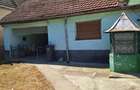 Casă cu 5 camere în Fârliug - 8