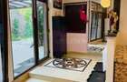 Casă cu 3 camere cu Teren 185 Mp în Apărătorii Patriei - 2