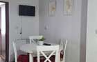 Vand apartament, 2 camere, etajul 1 - 8