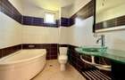 Apartament cu 3 camere decomandat în Sud - 3