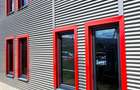 Complex imobiliar:cladire birouri,2 hale noi si 3424mp teren, Piatra Neamt - 1
