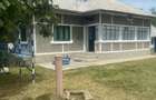 Casa + teren de vanzare - 1