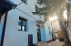 Inchiriez casa 3 camere, zona Sub Arini - 2