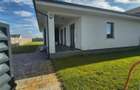 Casa individuala superba - zona linistita - bucatarie inchisa- finisa - 17