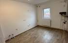 Proprietar vand Apartament 3 camere etaj 1 - 3