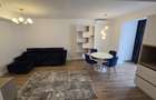 Sisesti 2 camere cu balcon si parcare