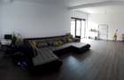 Proprietar - Single 4 camere, 330 mp curte compacta, living 40 mp