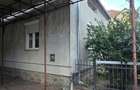 Casă cu 3 camere decomandat în Dacia