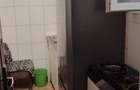 Camera de inchiriat cu bucatarie separat