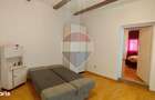 Casa / Vila cu 3 camere de vanzare in zona Schei