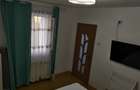 Garsoniera la casa cu curte proprie Zona Piata Muncii (2 min. metrou) Ideala pentru o studenta / domnisoara.Direct de la Proprietar(Fara Agentii)