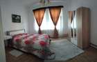 Proprietar vand casa