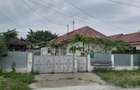 Casă cu 4 camere în Roman - 5