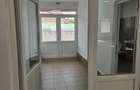 Dau spre inchiriere spatiu comercial in suprafata de 256 mp, situat in centrul localitatii Gradina, judetul Constanta. Tel:0763223064