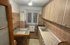 Apartament 2 camere , decomandat , Str. Eroilor - 1