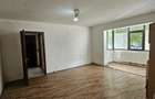 Apartament 2 camere, semidecomandat, micro 3 - 4