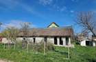 Pensiune gri teren 2240 m2 ,casa 563m2 75000 eur ,teren 1677m2 50000 eur, acces auto DJ222N - 2