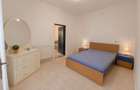 Apartament cu 3 camere semidecomandat în Central - 1