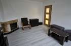 Vand apartament cu 3 camere si balcon, etaj 1, str.Aurel Vlaicu