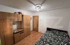 Apartament cu 3 camere decomandat în Craiovița Nouă - 3