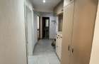 Inchiriez apartament cu 3 camere, zona Micro 16, - 2