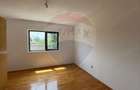 Casă cu 20 camere cu Teren 4563 Mp în Bughea de Sus - 10