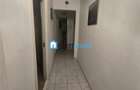 Apartament cu trei camere in zona centrala - 11